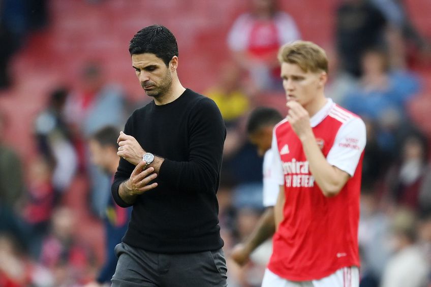 Nottingham a învins-o pe Arsenal, scor 1-0, în penultima rundă a sezonului din Premier League, iar Manchester City a devenit matematic campioană. Mikel Arteta (41 de ani), antrenorul „tunarilor”, i-a felicitat pe „cetățeni”.