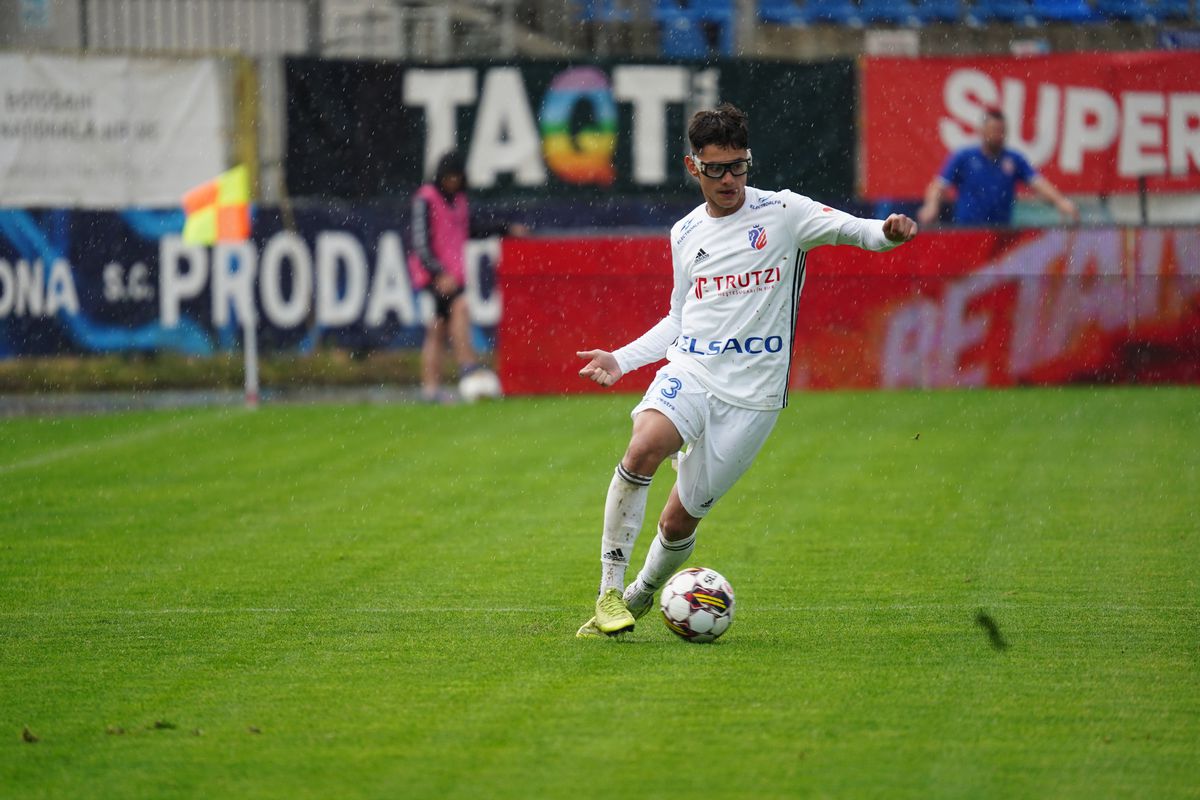 10 lucruri observate de reporterul GSP la FC Botoșani - CS Mioveni » Flori, lacrimi, aplauze și multe debuturi