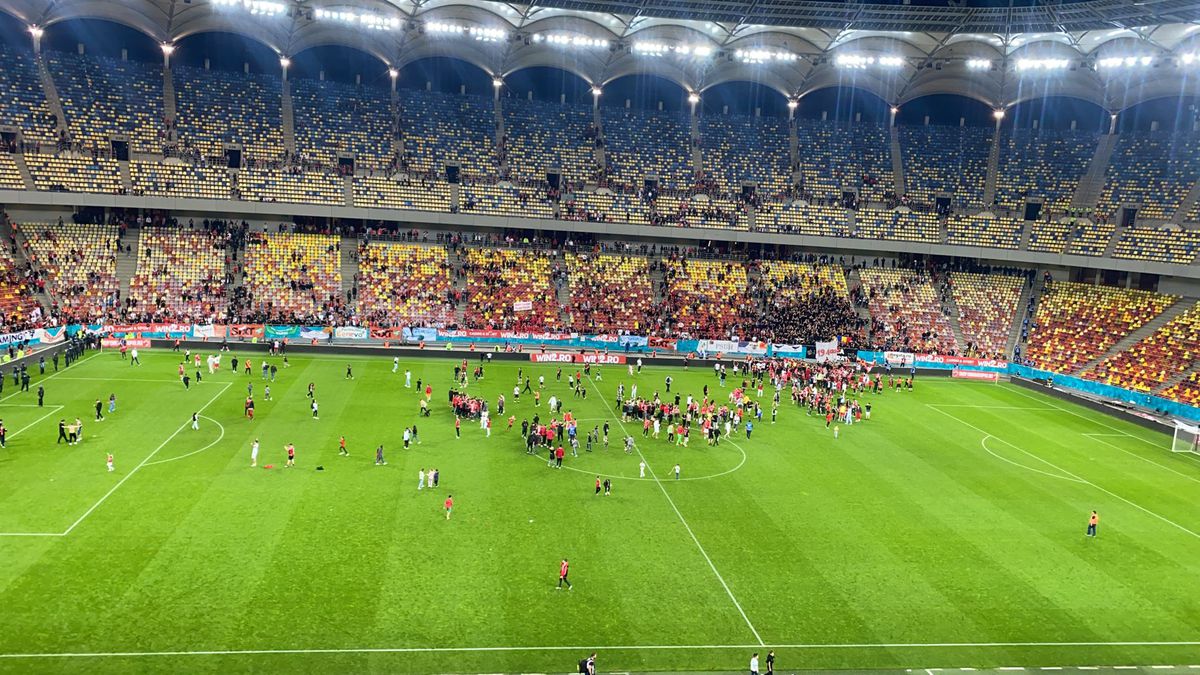 Invazie pe teren după Dinamo - Csikszereda