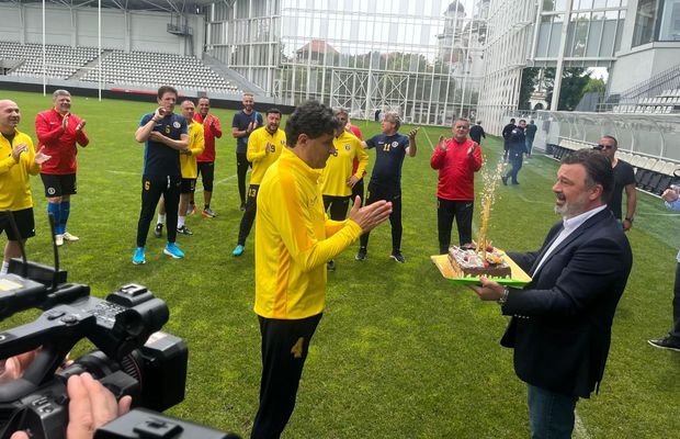 Miodrag Belodedici a împlinit 60 de ani și a fost sărbătorit de colegii din Generația de Aur: „Mă simt la fel de bine că la 40!”