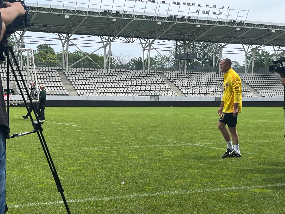 Miodrag Belodedici a împlinit 60 de ani și a fost sărbătorit de colegii din Generația de Aur: „Mă simt la fel de bine că la 40!”