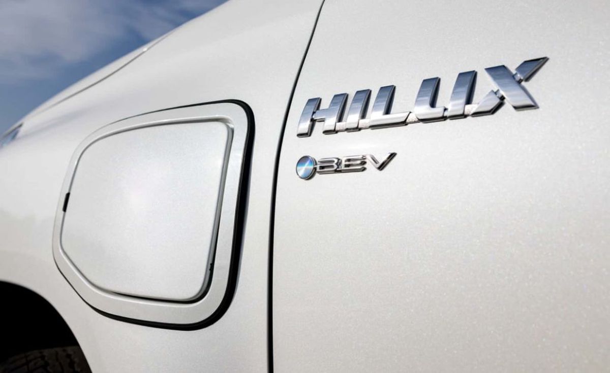 Cum arată modelul Hilux, prima mașină full electric de la Toyota