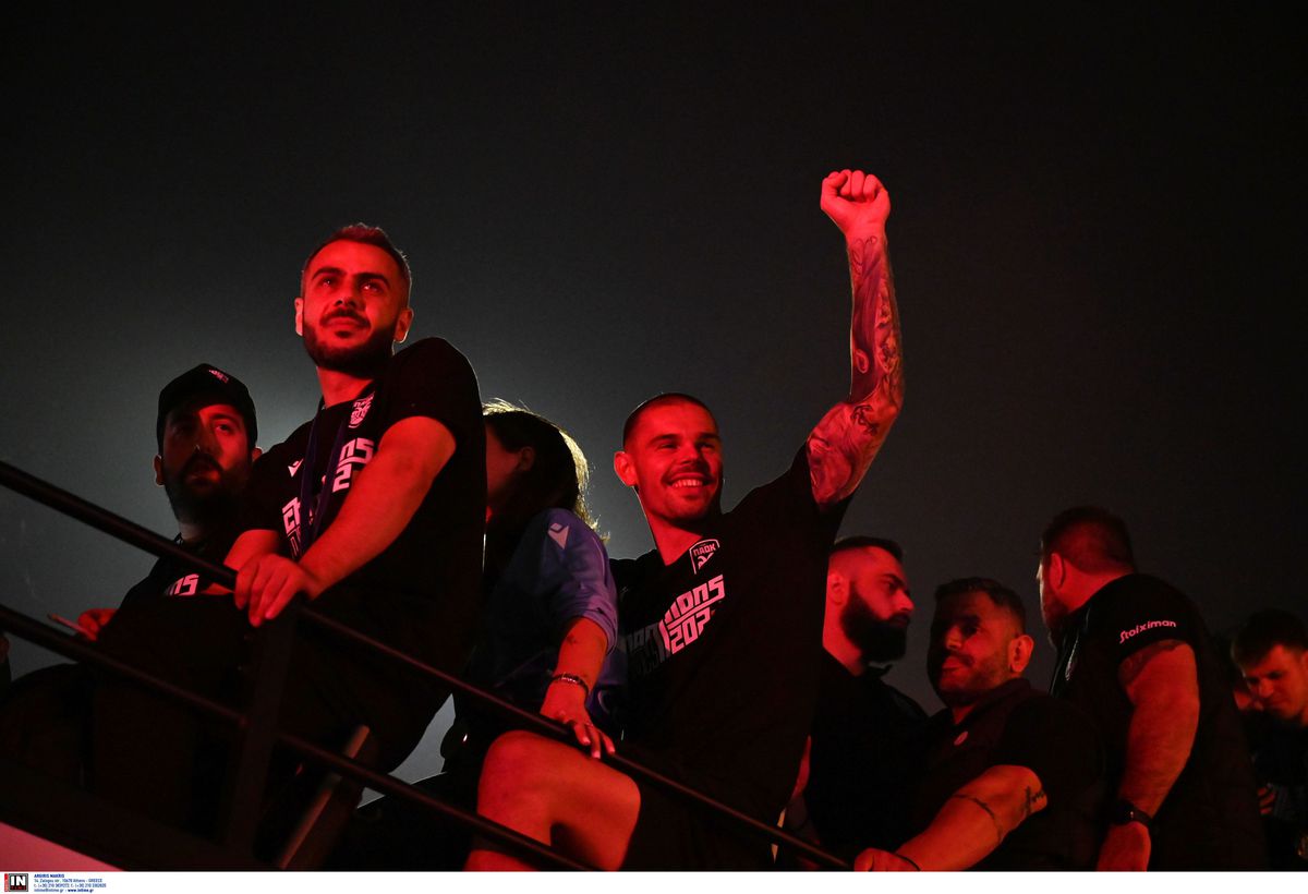 PAOK, sărbătoare pe străzile din Salonic