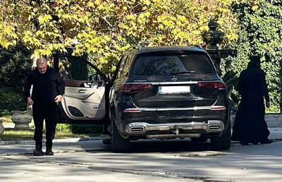 Surpriză! Ce a găsit Gigi Becali în fața palatului din Aleea Alexandru, la câteva ore după derby-ul cu Rapid