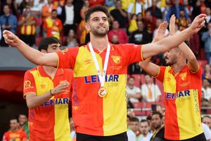 Românul care a declanșat fiesta după ce echipa a promovat în prima ligă! Show pe „Made in Romania”