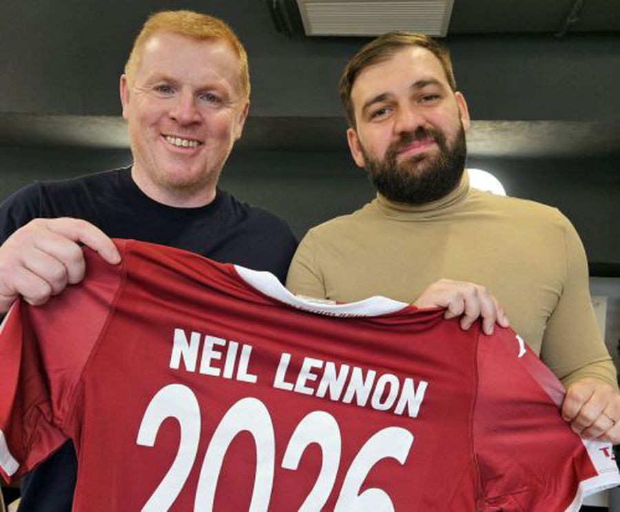 Neil Lennon anunță ce stil de joc va aplica la Rapid și ce transferuri urmărește: „Acești jucători îmi plac!”