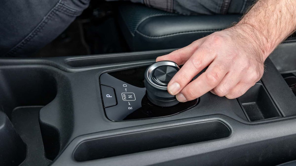 Cum arată modelul Hilux, prima mașină full electric de la Toyota