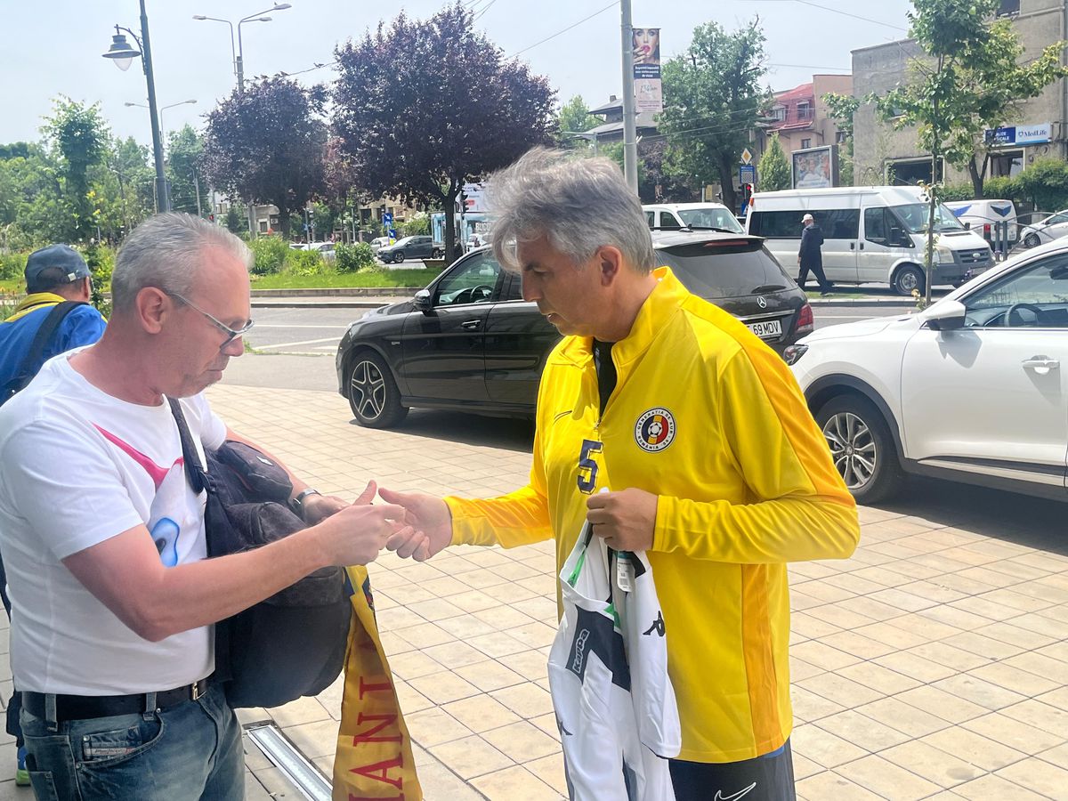 Miodrag Belodedici a împlinit 60 de ani și a fost sărbătorit de colegii din Generația de Aur: „Mă simt la fel de bine că la 40!”