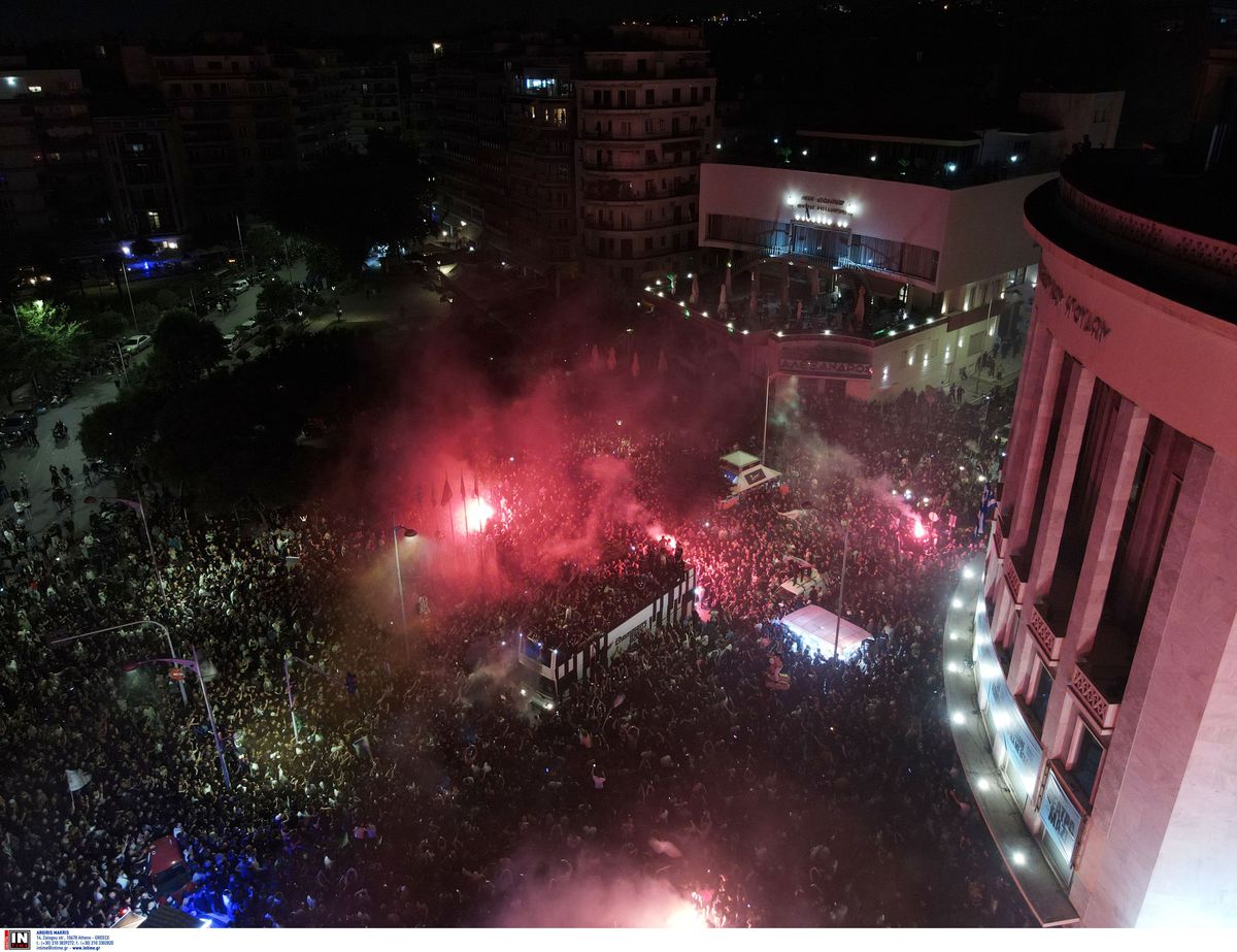 Nimeni nu a dormit în Salonic! Imagini fabuloase după ce Răzvan Lucescu a adus un nou titlu pentru PAOK