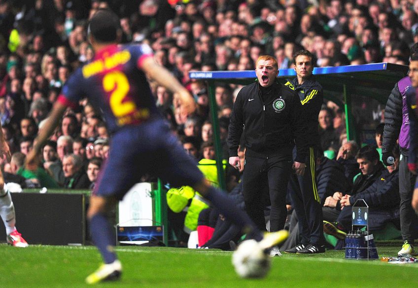 Neil Lennon, în clar, cu Dani Alves în prim-plan, foto: Guliver/gettyimages