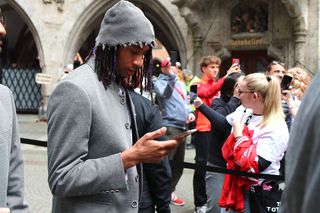 Ciudatul Michael Olise » Ce făcea atacantul lui Bayern în timp ce coechipierii petreceau