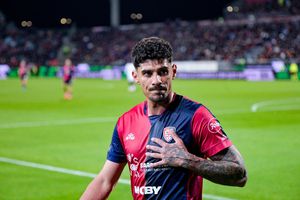 Florinel Coman are șanse mari să rămână în Europa, după terminarea împrumutului la Cagliari