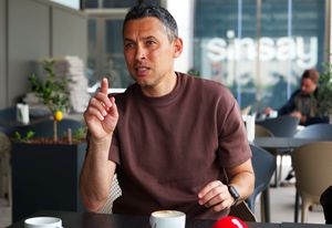 Interviu cu Paul Codrea la Timișoara: „Dă 3 goluri și se crede regele Bucureștiului o săptămână!”. Amintiri cu Del Piero, Maldini și Zola