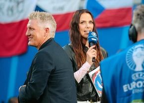 În mijlocul dramei cu Ana Ivanovic, Schweinsteiger este din nou în centrul atenției! Prezentatoarea TV a uimit pe toată lumea cu ultima fotografie
