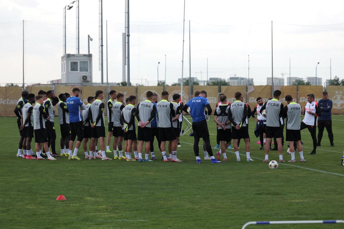 Ploaie torențială la primul antrenament al lui Marius Baciu la FCSB: ce s-a întâmplat la Berceni