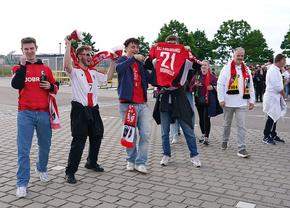 Aston Villa - Freiburg, finala Europa League » Imagini senzaționale din Istanbul + Echipe de start