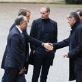 Roberto Mancini (Al-Sadd) stânga) și Massimiliano Allegri (Milan, în mijloc) sunt cei doi favoriți la naționala Italiei / Foto: GettyImages