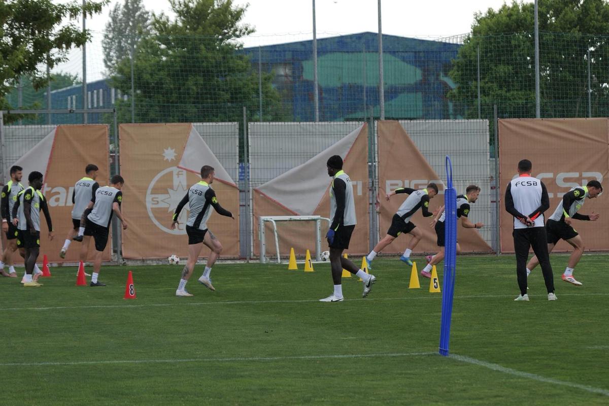 Ploaie torențială la primul antrenament al lui Marius Baciu la FCSB: ce s-a întâmplat la Berceni
