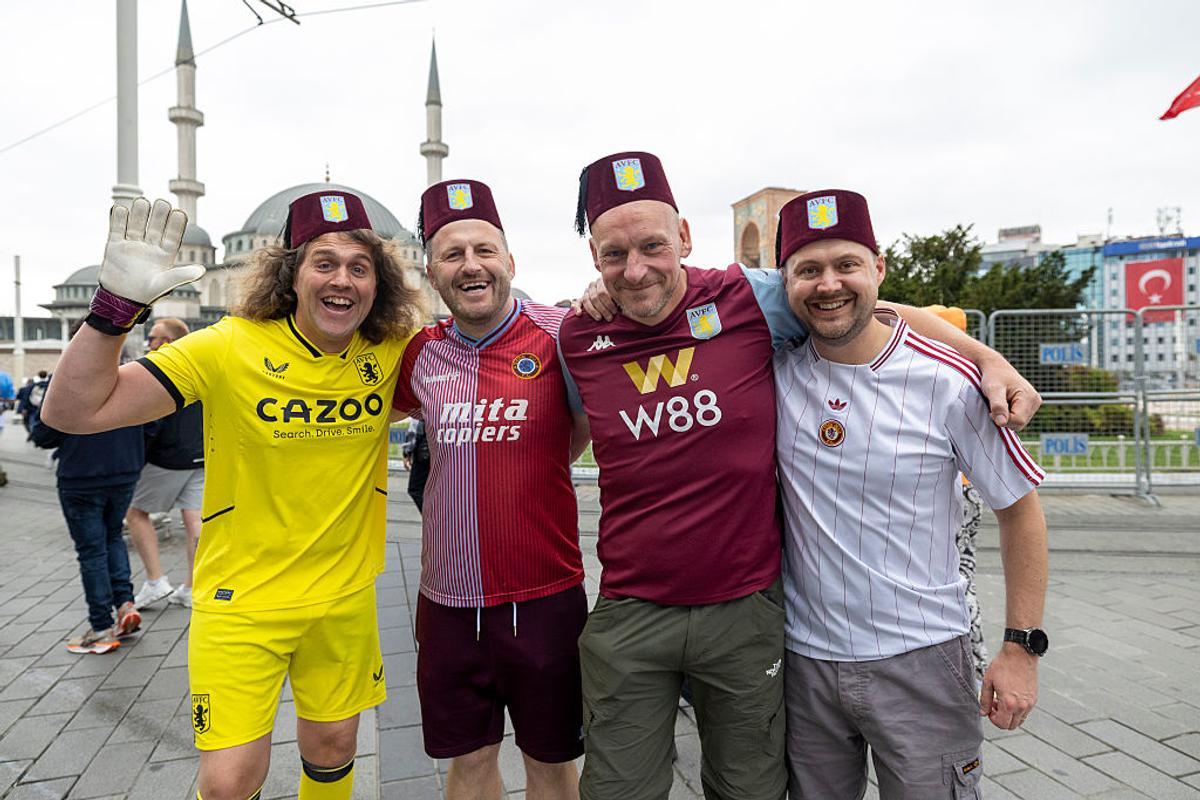 Imagini înainte de Freiburg - Aston Villa