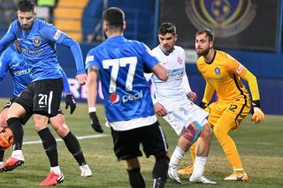 Un fotbalist crescut de FCSB, campion al României, pe radarul lui U Cluj
