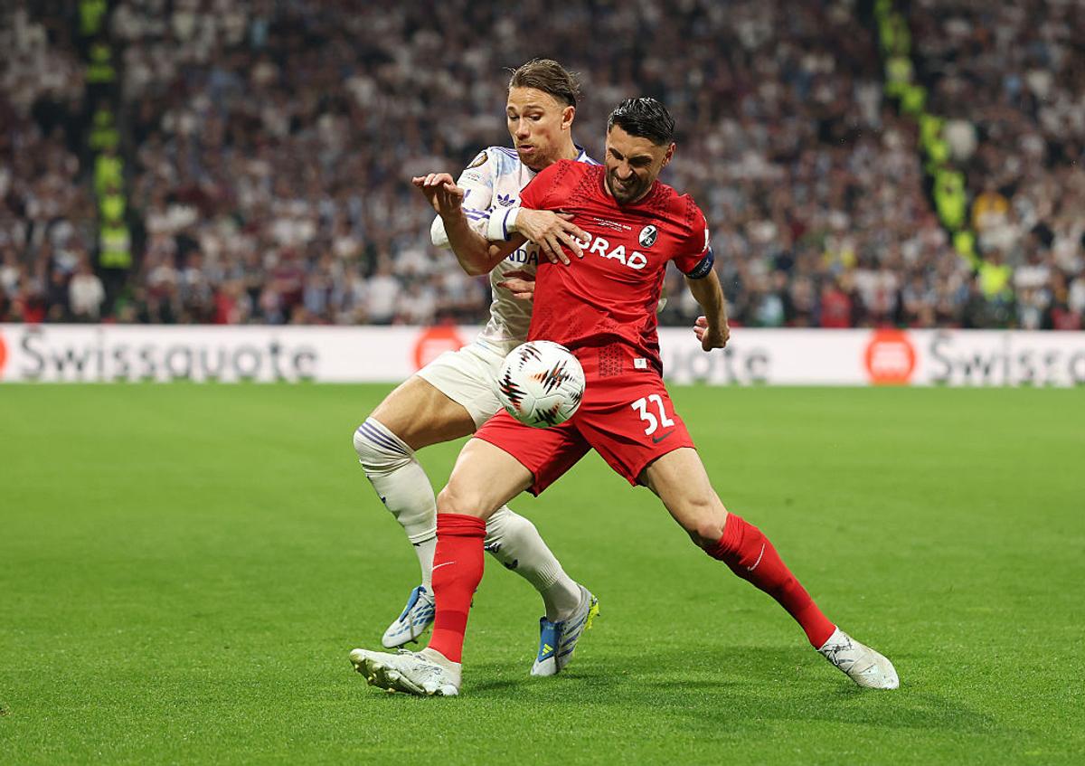 După 43 de ani! Aston Villa a câștigat Europa League, după ce a spulberat-o pe Freiburg