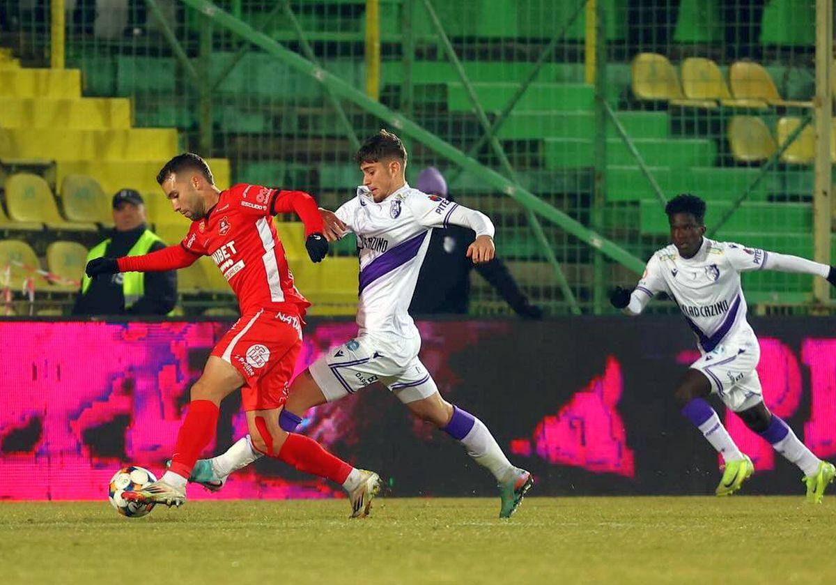 Noul transfer al lui Dinamo, primul interviu după ce a bătut palma cu Nicolescu: „Îmi pierdusem entuziasmul, simțeam că stagnez!” » Ce spune despre Kopic și cum s-a realizat mutarea