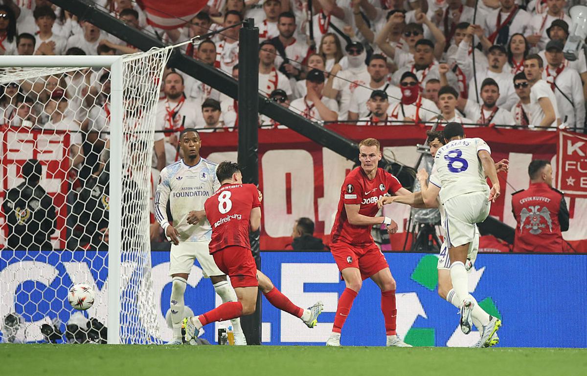 Unai Emery, după ce a câștigat al cincilea trofeu Europa League: „Le-am spus jucătorilor în vestiar”