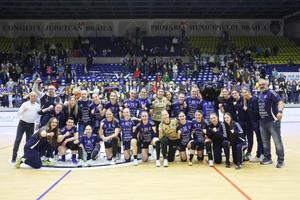 DNA a descins la Consiliul Județean Brăila în dosarul HC Dunărea » Ridicare de documente la clubul de handbal susținut din bani publici