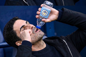Cele mai tari meme-uri după ce Arsenal a câștigat titlul în Premier League la distanță de 22 de ani: „Gabriel Martinelli este mai bun decât Cristiano Ronaldo a fost vreodată”