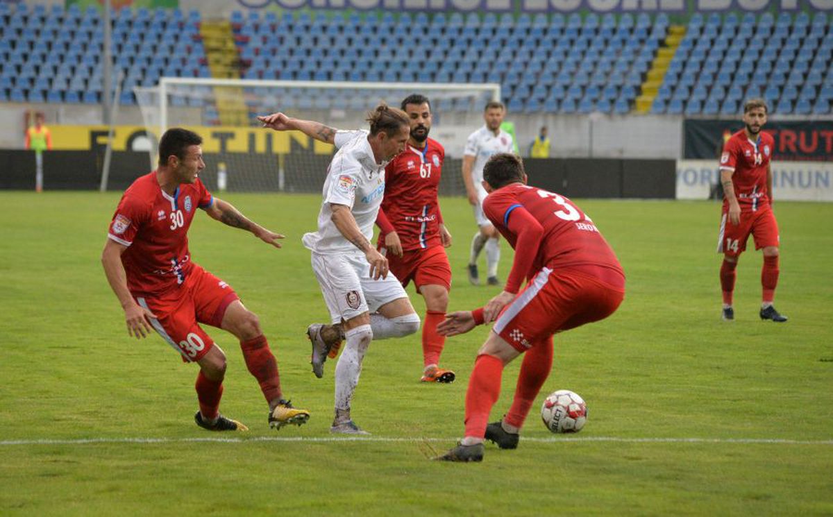 CFR Cluj i-a găsit înlocuitor lui Țucudean » S-a înțeles deja cu campioana României: „Vin să semnez!”