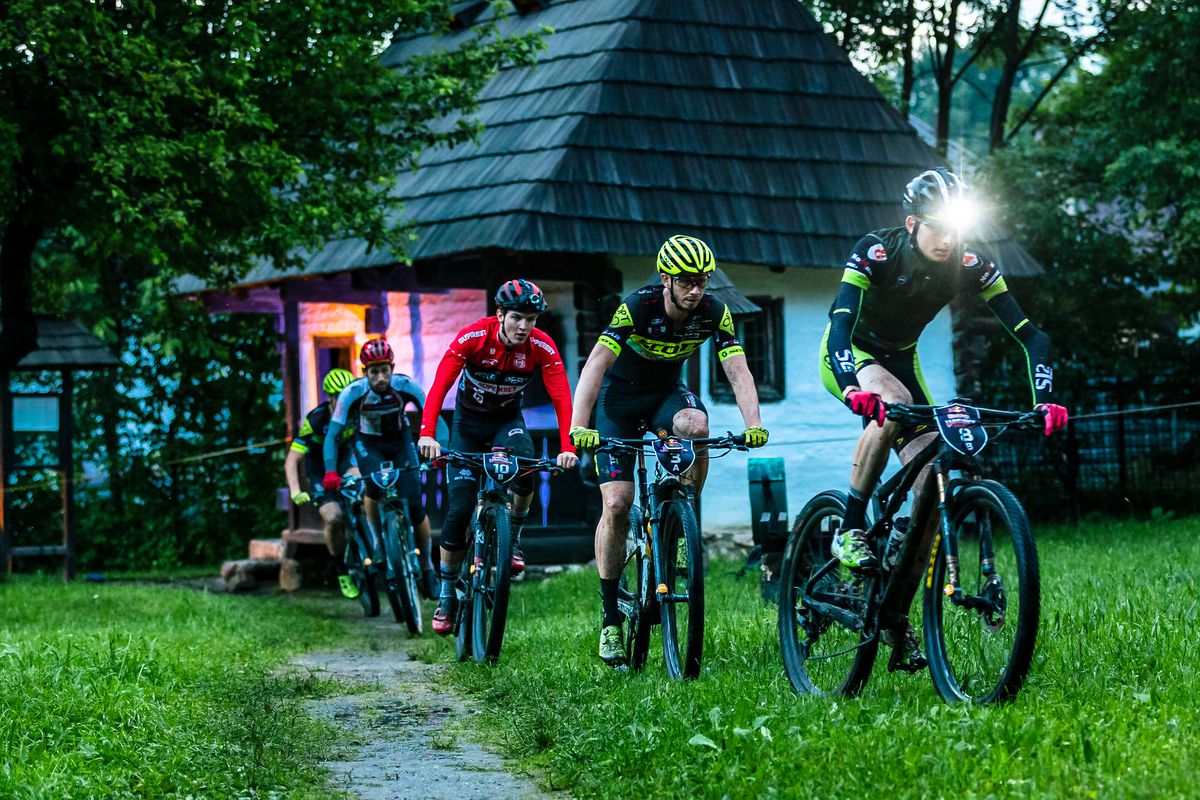 Vampire Trails 2021 » A fost spectacol pe cărările legendare ale castelului Bran