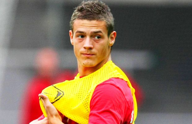 „Auzi, mă, tu crezi că de asta a dat Dinamo două milioane pe mine?!” » Ce a pățit Cristi Munteanu cu Torje, la primul său meci