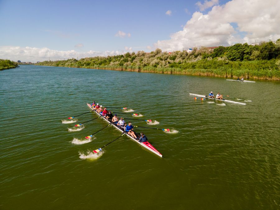 Barca feminină de 8 plus 1 pe canal FOTO Raed Krishan Sudoare pentru Tokyo » Cum s-au pregătit la Năvodari cei 36 de canotori care vor merge la Jocurile Olimpice