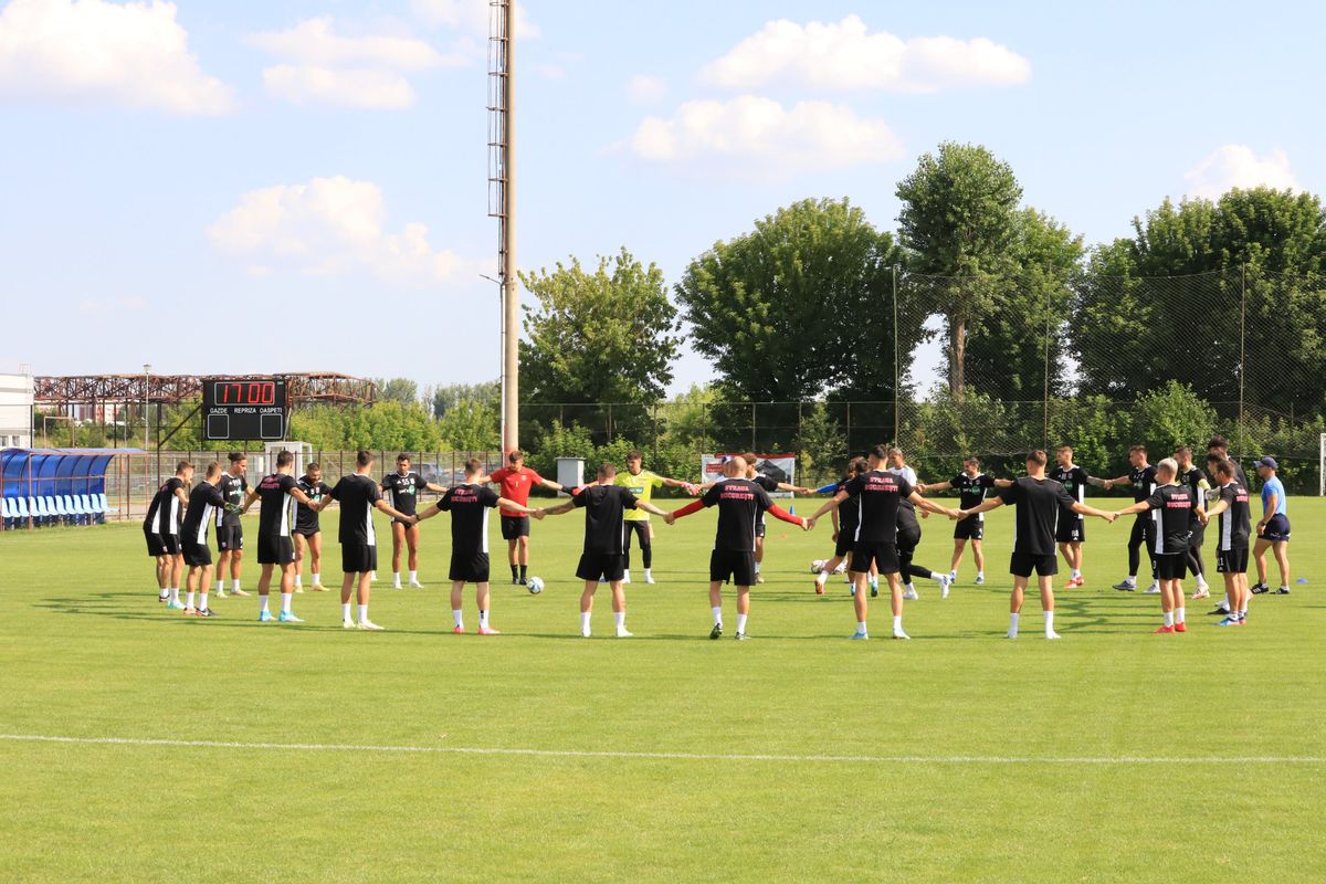 Steaua s-a înțeles cu un atacant din Liga 1: „Mâine semnează contractul”