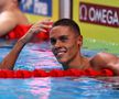 David Popovici (17 ani) este campion mondial în proba de 200 de metri liber! A devenit primul înotător din istoria României care ia aurul la o astfel de competiție! Carol-Eduard Novak, ministrul Sportului, salută performanța uluitoare a lui David.