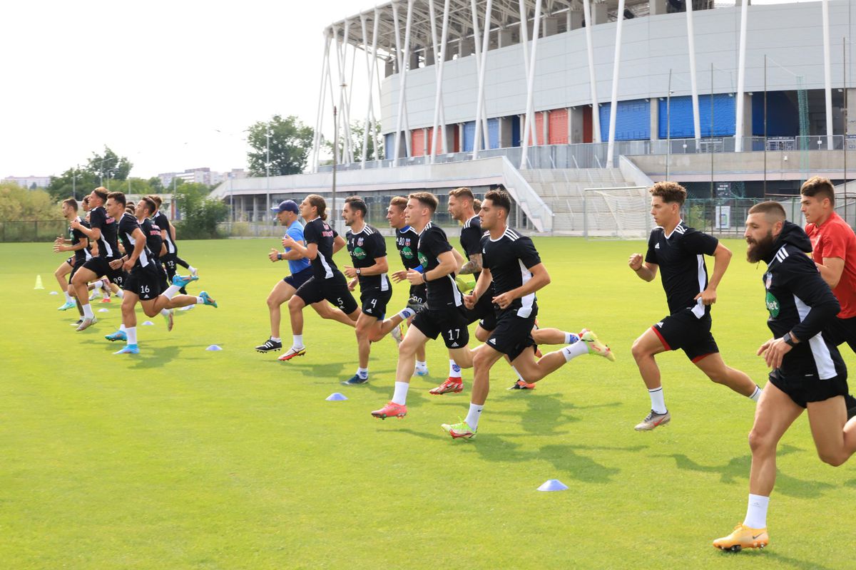 Steaua s-a înțeles cu un atacant din Liga 1: „Mâine semnează contractul”