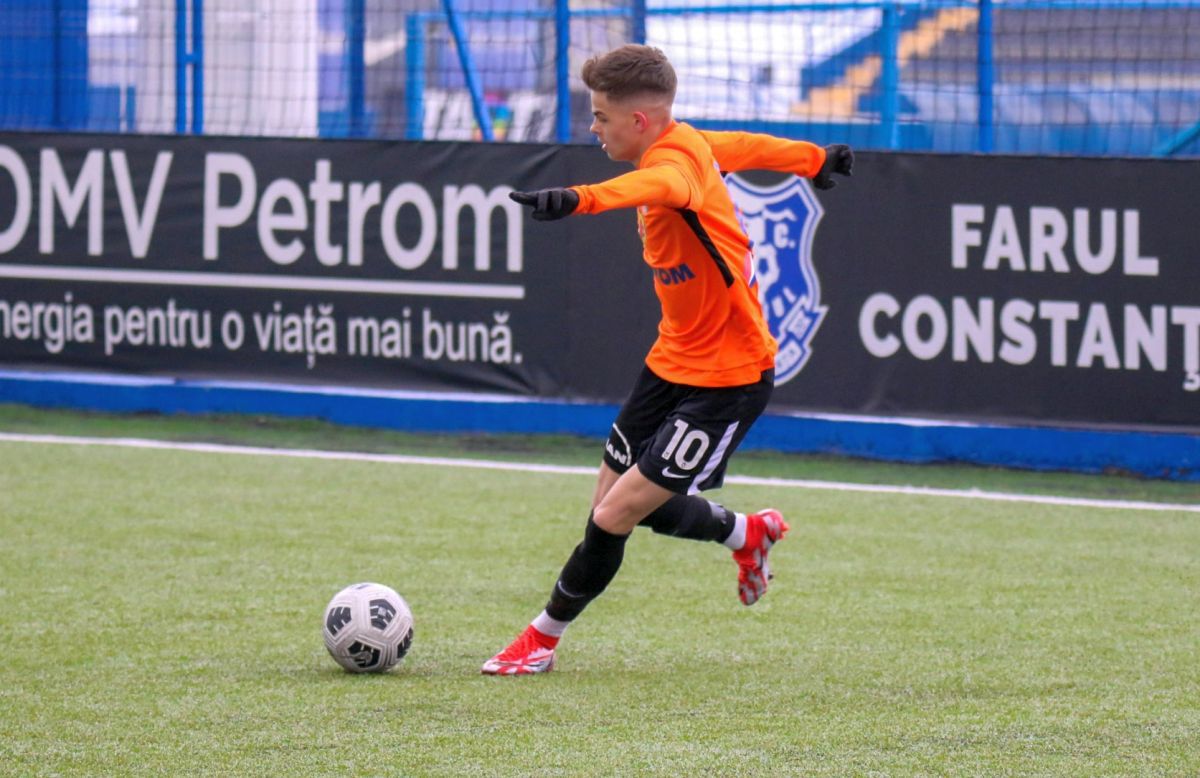 Fiul unui fost atacant din Liga 1, următorul pariu al lui Hagi la Farul?! „E «decar», arată bine! Are calități și perspective mai mari decât am avut eu”