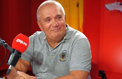 Și Emil Grădinescu îi răspunde lui Ogăraru: „De unde știi ce-am spus dacă tu ai închis sonorul, George? Mi-e milă de tine”