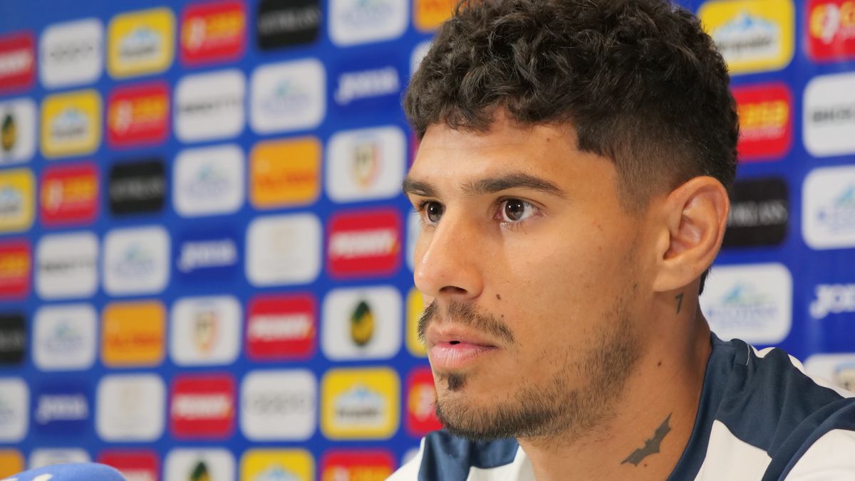 Prezent la EURO, Florinel Coman a fost întrebat despre plecarea de la FCSB: „Nu am semnal”