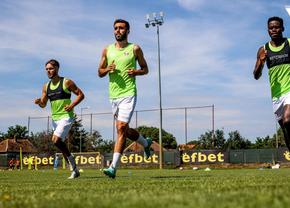 Mircea Rednic nu glumește! UTA Arad atacă play-off-ul cu jucători de la Rapid și CFR Cluj