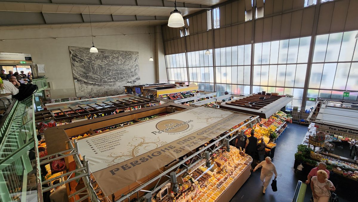 Piața din Frankfurt - „Kleinmarkthalle”