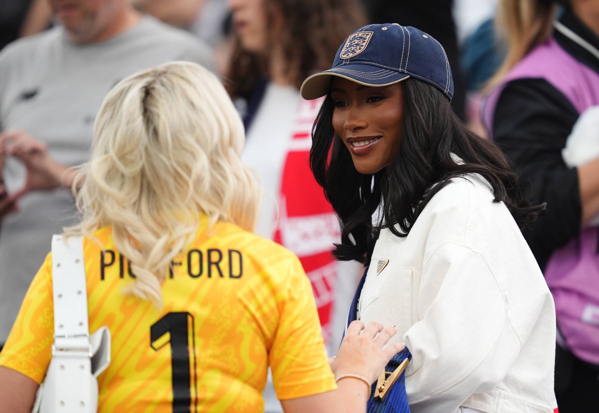 Atmosfera din meciul Danemarca - Anglia, Euro 2024