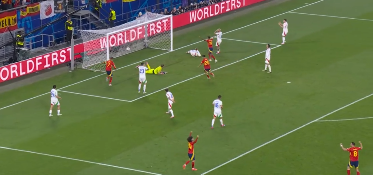 Execuția caraghioasă care a decis Spania - Italia » Număr IMENS de autogoluri în doar 18 meciuri la Euro