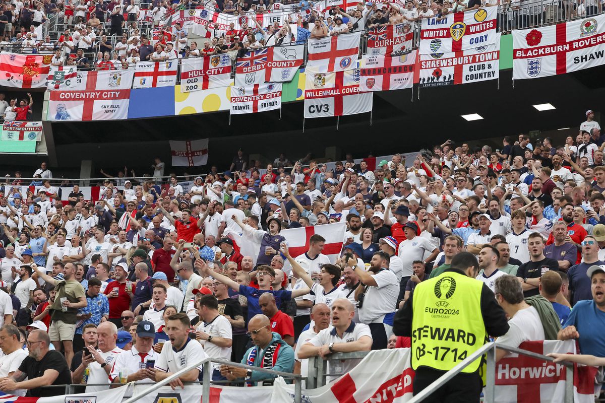 Vestea care i-a întristat pe jurnaliștii englezi prezenți pe stadion la Danemarca - Anglia: „Accident șocant”