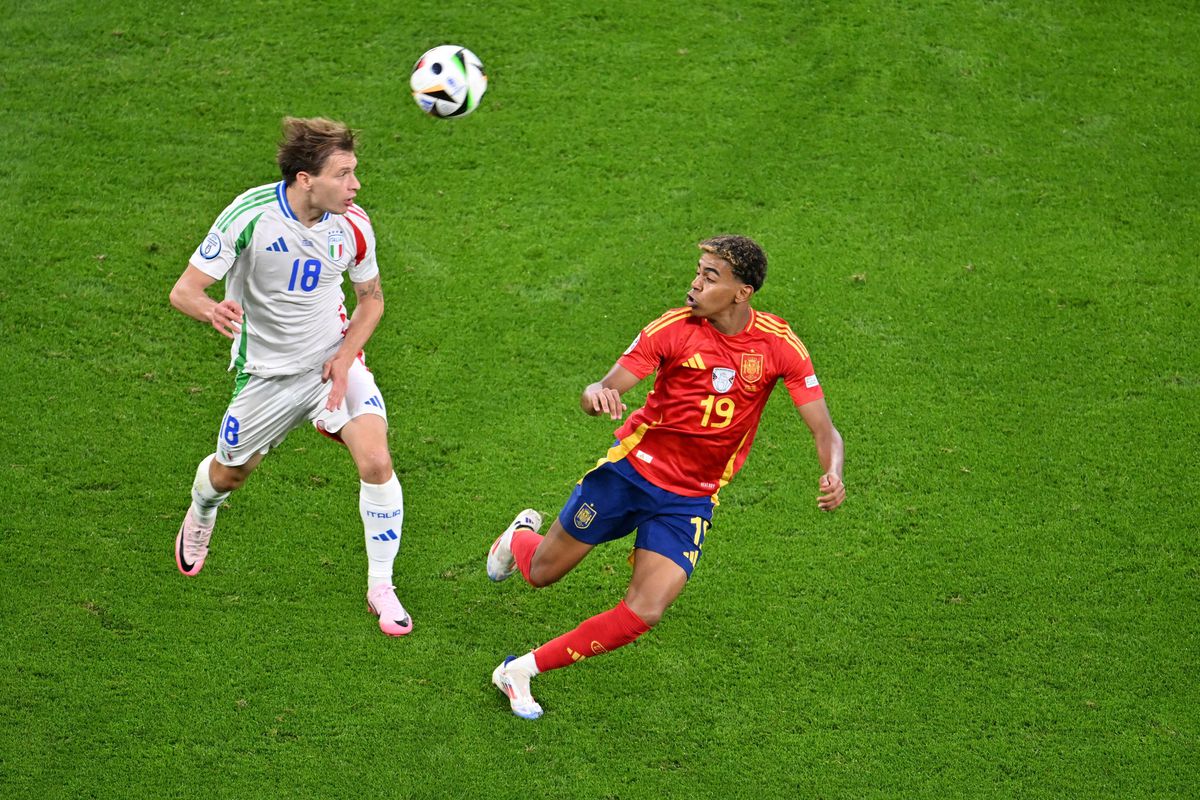 Spania zburdă spre „optimi”! » Campioana Europei a fost „asfaltată” de Furia Roja. Santo Donnarumma a evitat dezastrul