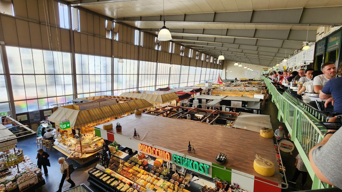 Piața din Frankfurt - „Kleinmarkthalle”