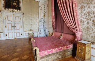 Pe urmele lui Napoleon » Dormitorul lui Bonaparte din palatul somptuos din Wurzburg, păstrat în starea lui originală