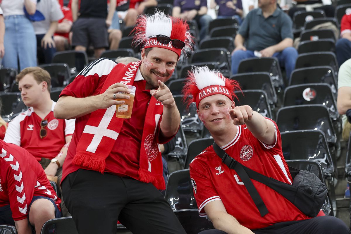 Chinurile nesfârșite ale Angliei: favorita la trofeu s-a încurcat cu Danemarca! Clasamentul Grupei C după două runde