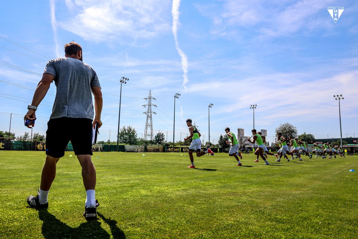 Mircea Rednic nu glumește! UTA Arad atacă play-off-ul cu jucători de la Rapid și CFR Cluj
