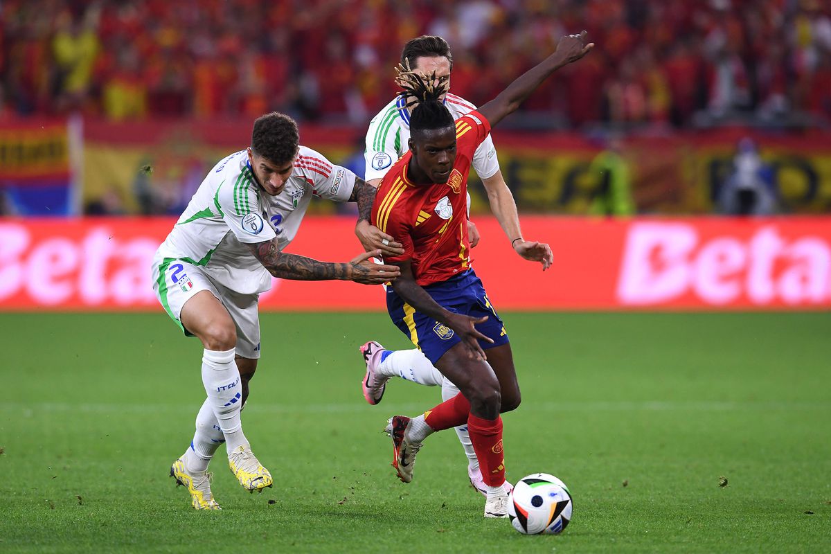 Spania zburdă spre „optimi”! » Campioana Europei a fost „asfaltată” de Furia Roja. Santo Donnarumma a evitat dezastrul